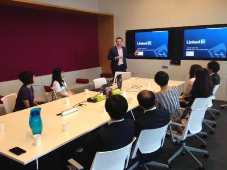 LinkedinRGFHK_02s.jpg LinkedinRGFHK_02s.jpg