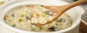 🥚✨ あの『黒い卵』が粥に変身！？マックやケンタでも食べられる国民食 🍚