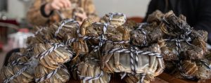 高級イメージは日本だけ！？中国では箱買いして食べる🍂秋の風物詩🥮
